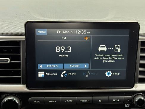 Used 2021 Hyundai Venue SEL image 14