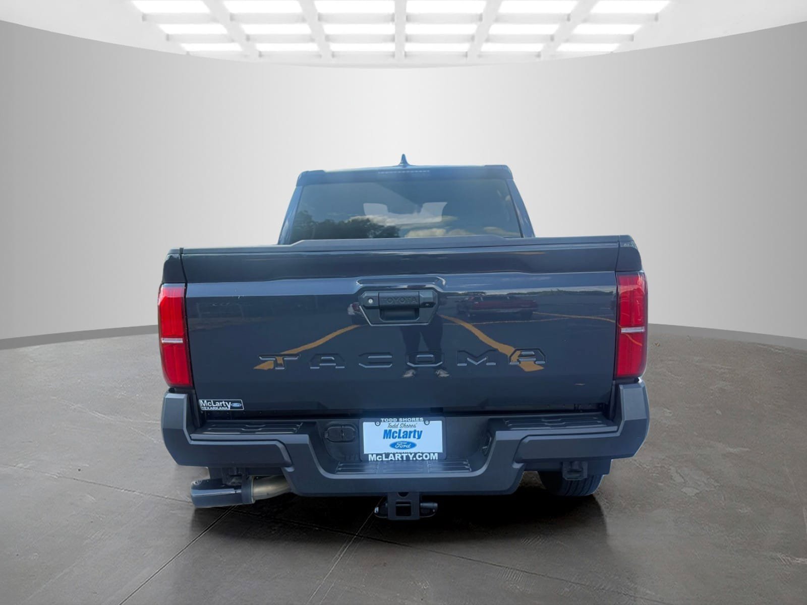 Used 2024 Toyota Tacoma SR RWD image 4