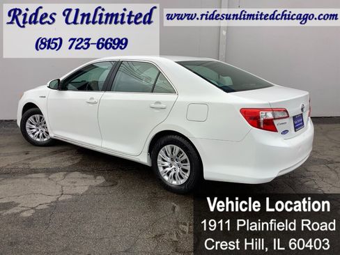 Used 2012 Toyota Camry LE FWD image 5