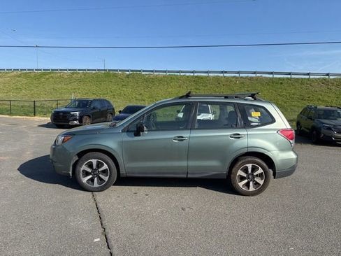 Used 2018 Subaru Forester 2.5i w/ Alloy Wheel Package image 4