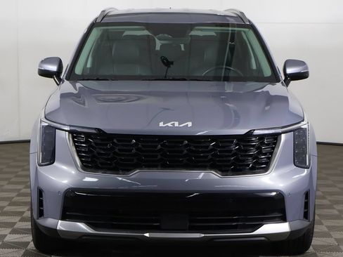 Used 2024 Kia Sorento S FWD image 12