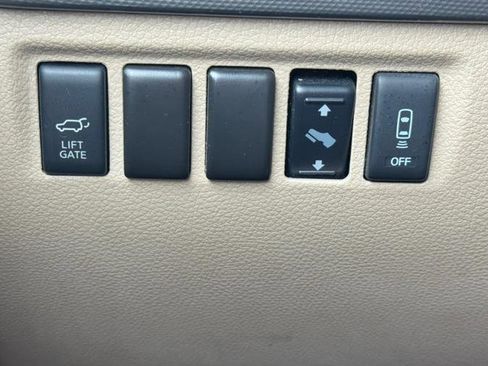 Used 2015 Nissan Armada SV w/ SV Driver Package RWD image 23