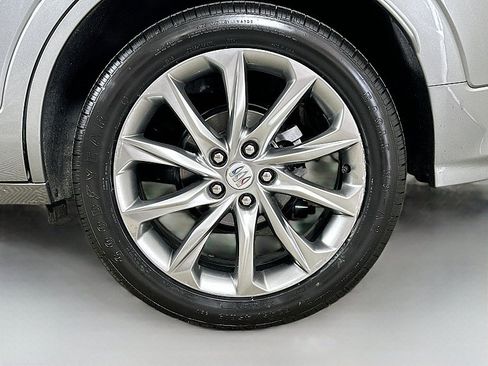 Used 2024 Buick Encore GX Avenir w/ Avenir Technology Package AWD/4WD image 31