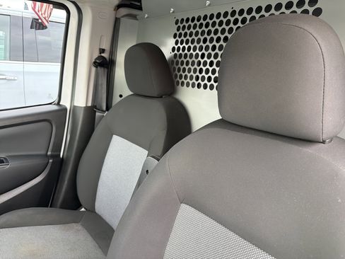 Used 2017 RAM ProMaster City Tradesman image 9
