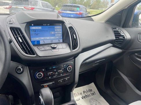 Used 2019 Ford Escape SE image 11