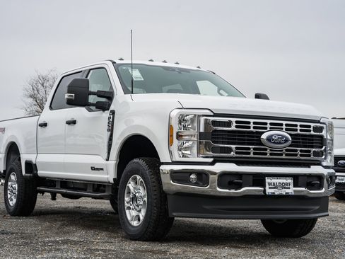 New 2026 Ford F250 XLT w/ FX4 Off-Road Package image 1