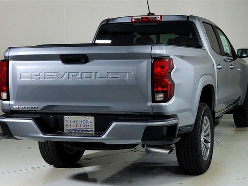 Used 2023 Chevrolet Colorado LT w/ LT Convenience Package II RWD image 4