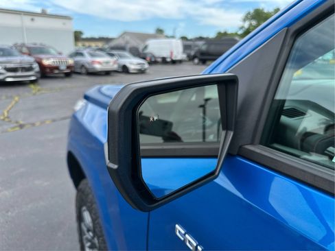 Used 2023 Chevrolet Colorado Z71 w/ Z71 Convenience Package 2 AWD/4WD image 25