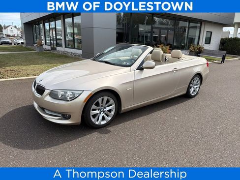 Used 2012 BMW 328i Convertible image 1