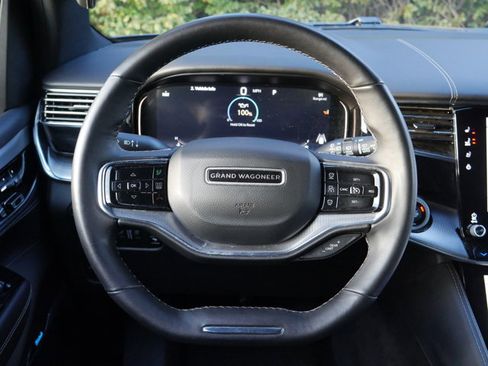 Used 2023 Jeep Grand Wagoneer 4WD image 7