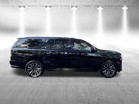 Used 2021 Cadillac Escalade ESV Sport Platinum RWD image 3