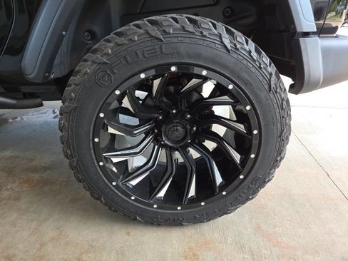 Used 2019 Jeep Wrangler Sport w/ Quick Order Package 23S AWD/4WD image 60