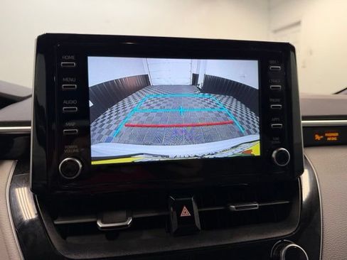 Used 2020 Toyota Corolla SE FWD image 19