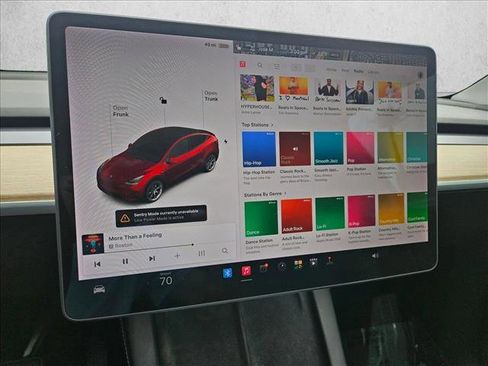 Used 2021 Tesla Model Y Long Range AWD/4WD image 13