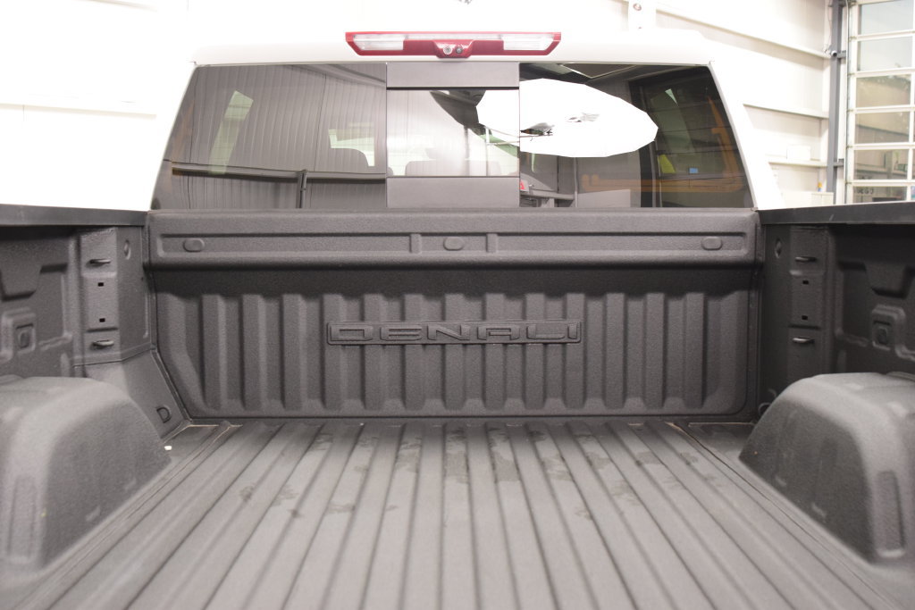 Used 2024 GMC Sierra 1500 Denali w/ Denali Reserve Package AWD/4WD image 26