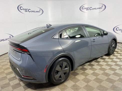 Certified 2024 Toyota Prius LE image 7