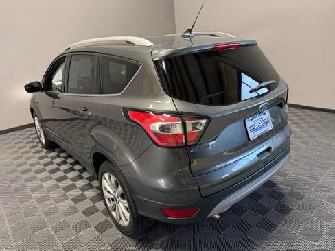 Used 2018 Ford Escape Titanium FWD image 9