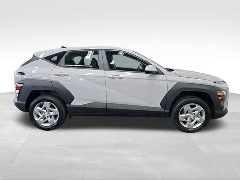 New 2026 Hyundai Kona SE AWD/4WD image 7