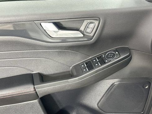 Used 2024 Ford Escape ST-Line Select AWD/4WD image 24