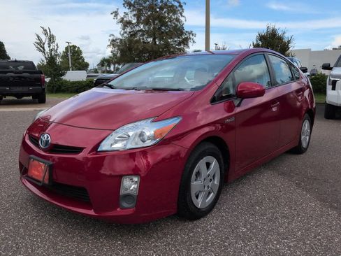 Used 2010 Toyota Prius Five FWD image 2