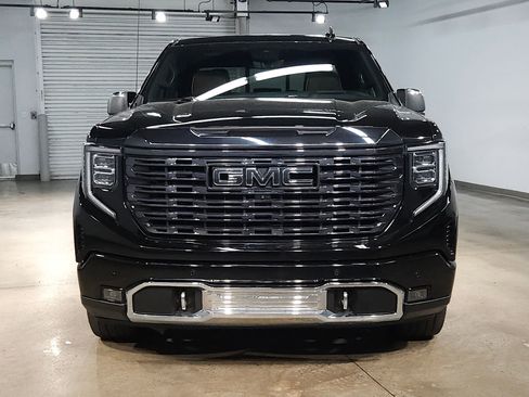 Used 2023 GMC Sierra 1500 Denali Ultimate AWD/4WD image 2
