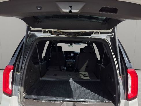 Used 2021 GMC Yukon XL Denali w/ Denali Ultimate Package image 30