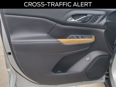 Used 2017 GMC Acadia Denali w/ Technology Package image 17