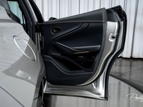 Used 2025 Aston Martin DBX 707 image 54