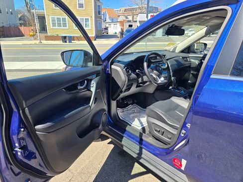 Used 2018 Nissan Rogue SL AWD/4WD image 7