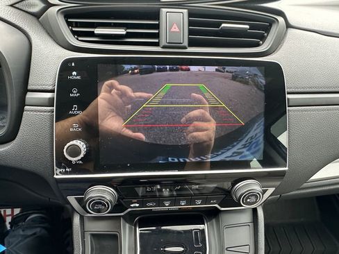 Used 2019 Honda CR-V LX image 18
