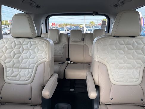 New 2026 Nissan Armada Platinum image 38