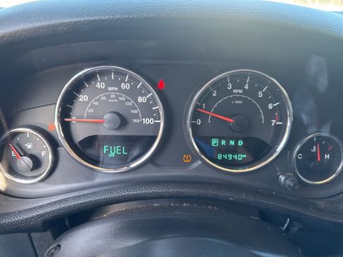 Used 2018 Jeep Wrangler Unlimited Sport S AWD/4WD image 13