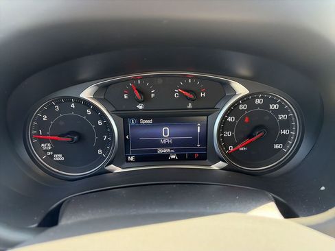 Used 2023 GMC Terrain SLE w/ Driver Convenience Package FWD image 17