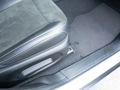 Certified 2023 Jeep Grand Cherokee L Laredo image 43