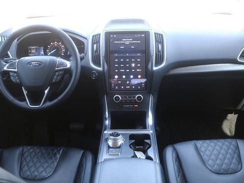 Certified 2024 Ford Edge Titanium w/ Equipment Group 301A AWD/4WD image 17