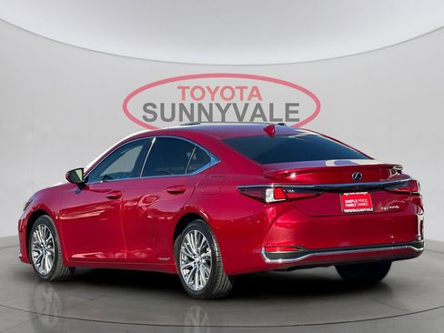 Used 2019 Lexus ES 300h w/ Premium Package FWD image 7
