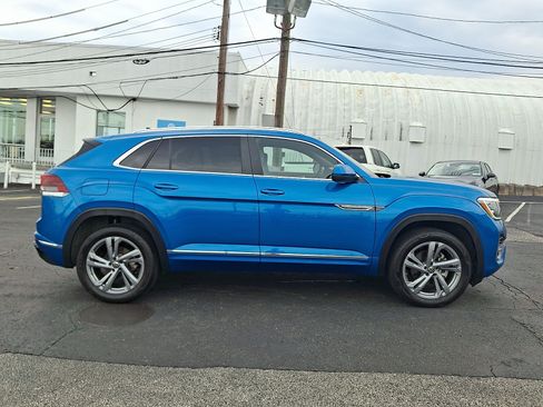 Certified 2024 Volkswagen Atlas Cross Sport SEL R-Line AWD/4WD image 7