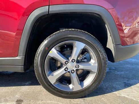 New 2026 Jeep Grand Cherokee Limited AWD/4WD image 17