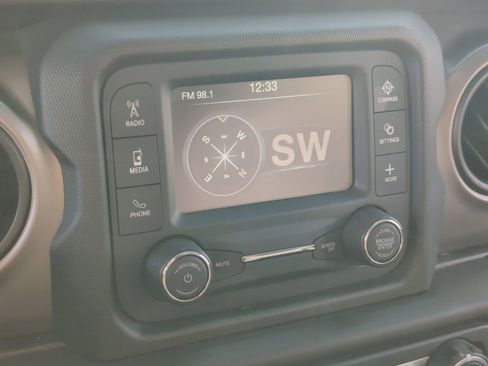 Used 2020 Jeep Wrangler Unlimited Sport S image 20