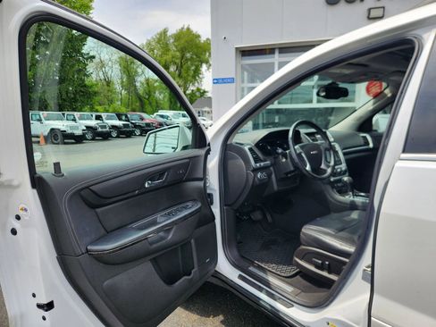 Used 2017 GMC Acadia Limited SLT AWD/4WD image 22