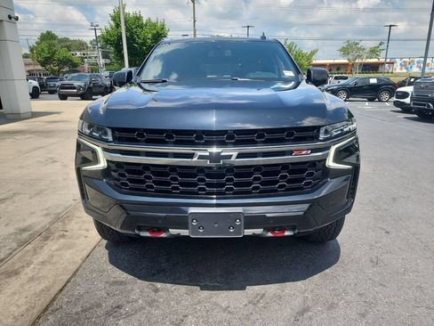 Certified 2022 Chevrolet Tahoe Z71 w/ Luxury Package AWD/4WD image 3