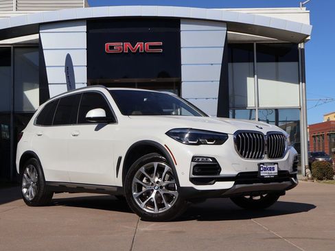 Used 2021 BMW X5 sDrive40i image 1