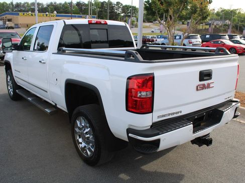 Used 2019 GMC Sierra 2500 Denali w/ Duramax Plus Package image 7