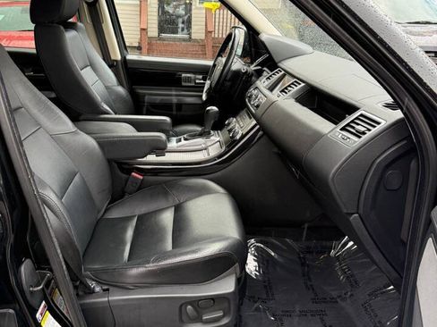 Used 2013 Land Rover Range Rover Sport HSE w/ HSE Silver Pkg AWD/4WD image 19