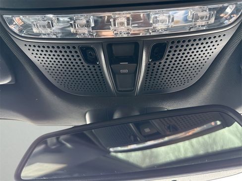 Used 2018 Mercedes-Benz GLC 300 GLC 300 image 30