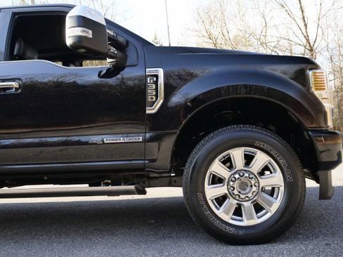 Used 2020 Ford F350 Platinum image 46