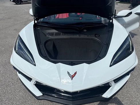 Used 2022 Chevrolet Corvette Stingray Premium Cpe w/ Z51 Performance Package RWD image 9