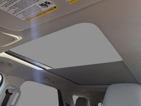 New 2026 Ford Explorer Active w/ Active Comfort Package image 21