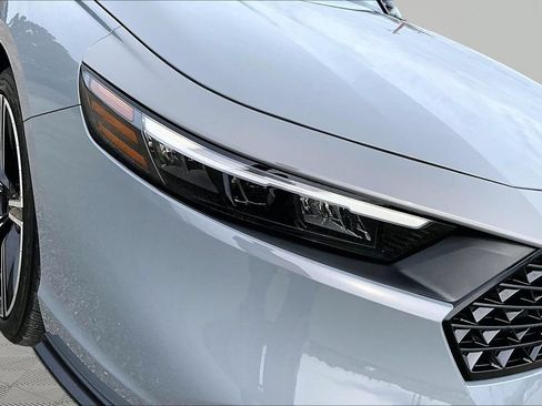 Used 2024 Honda Accord Sport image 29