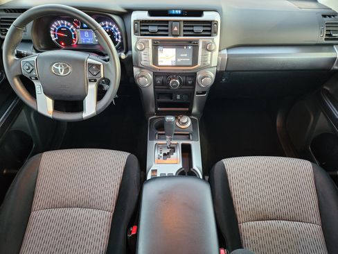 Used 2016 Toyota 4Runner SR5 image 29